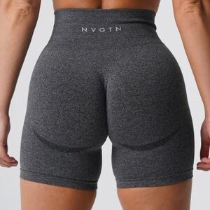 ✨ NVGTN Contour Seamless Shorts – Size Small (Gray) ✨